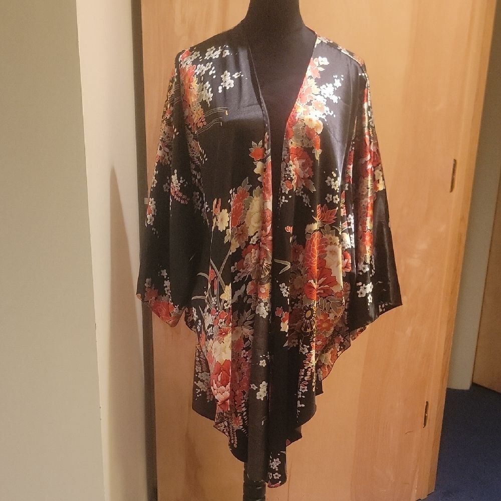 Steve Madden Black and Multicolor Kimono one Size